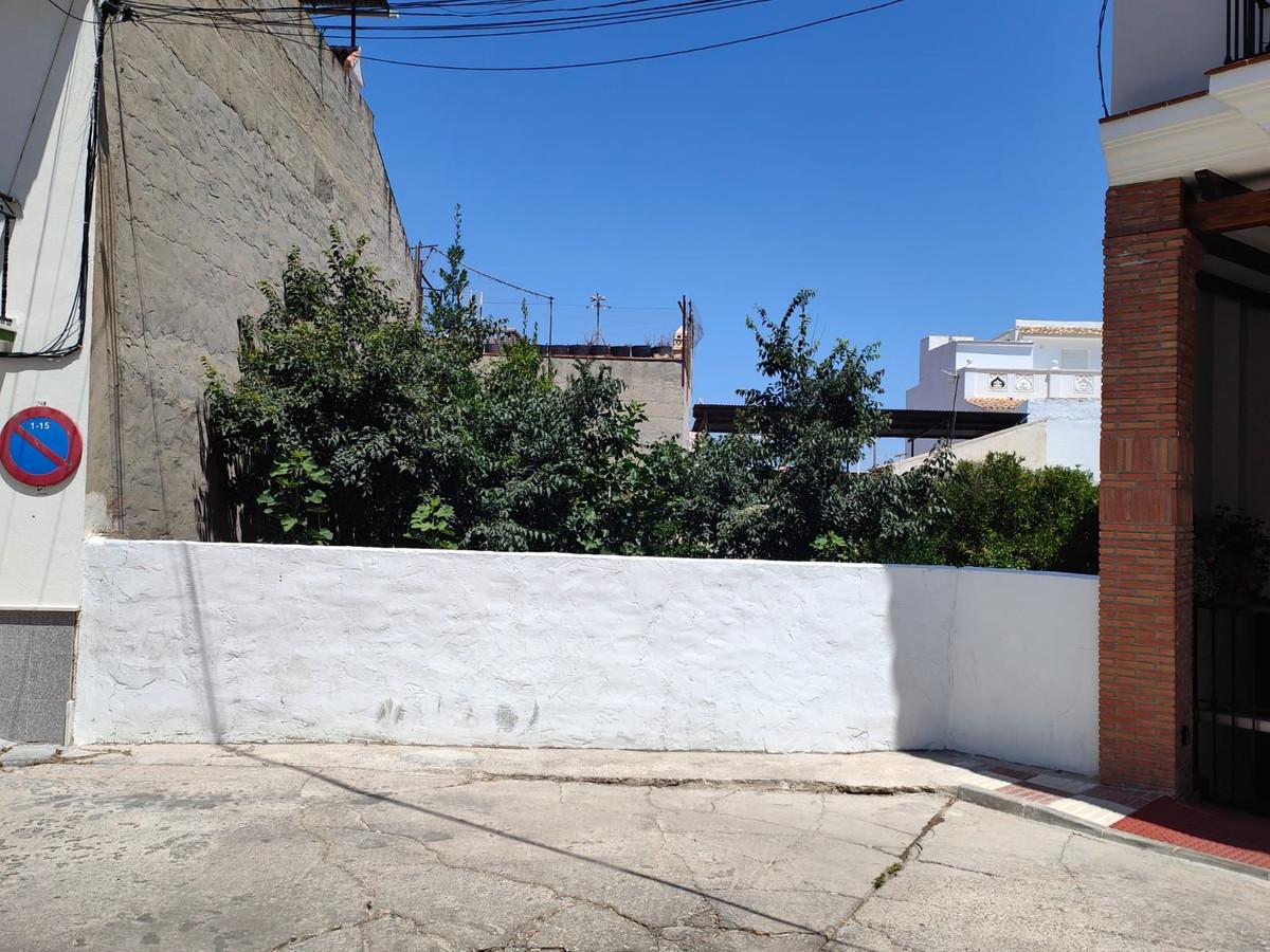 Plot Residential in Alhaurín el Grande