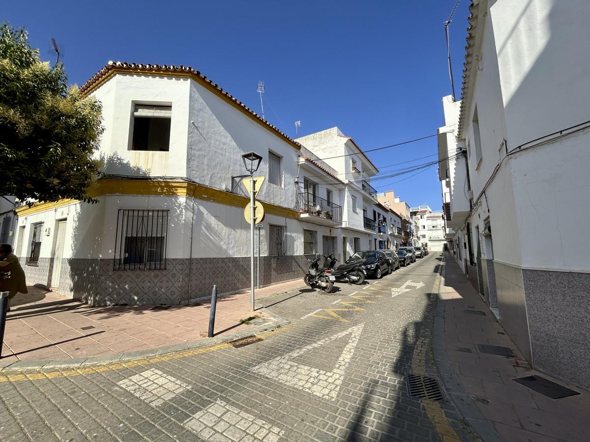 Plot Land in Estepona
