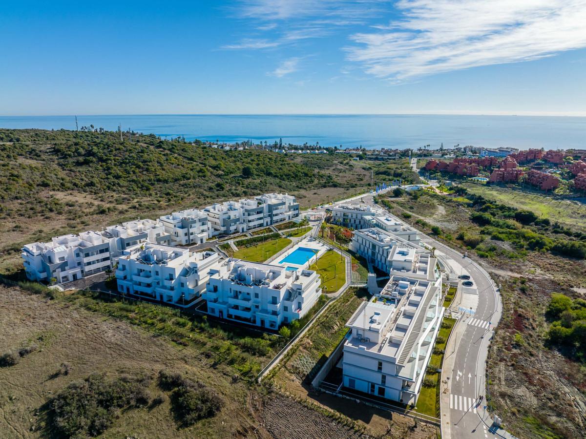Apartment Middle Floor in Estepona