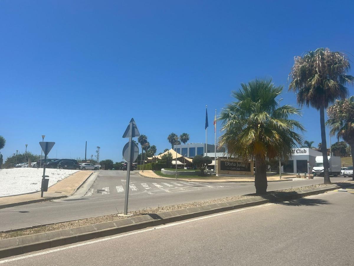 Plot Residential in Casares Playa