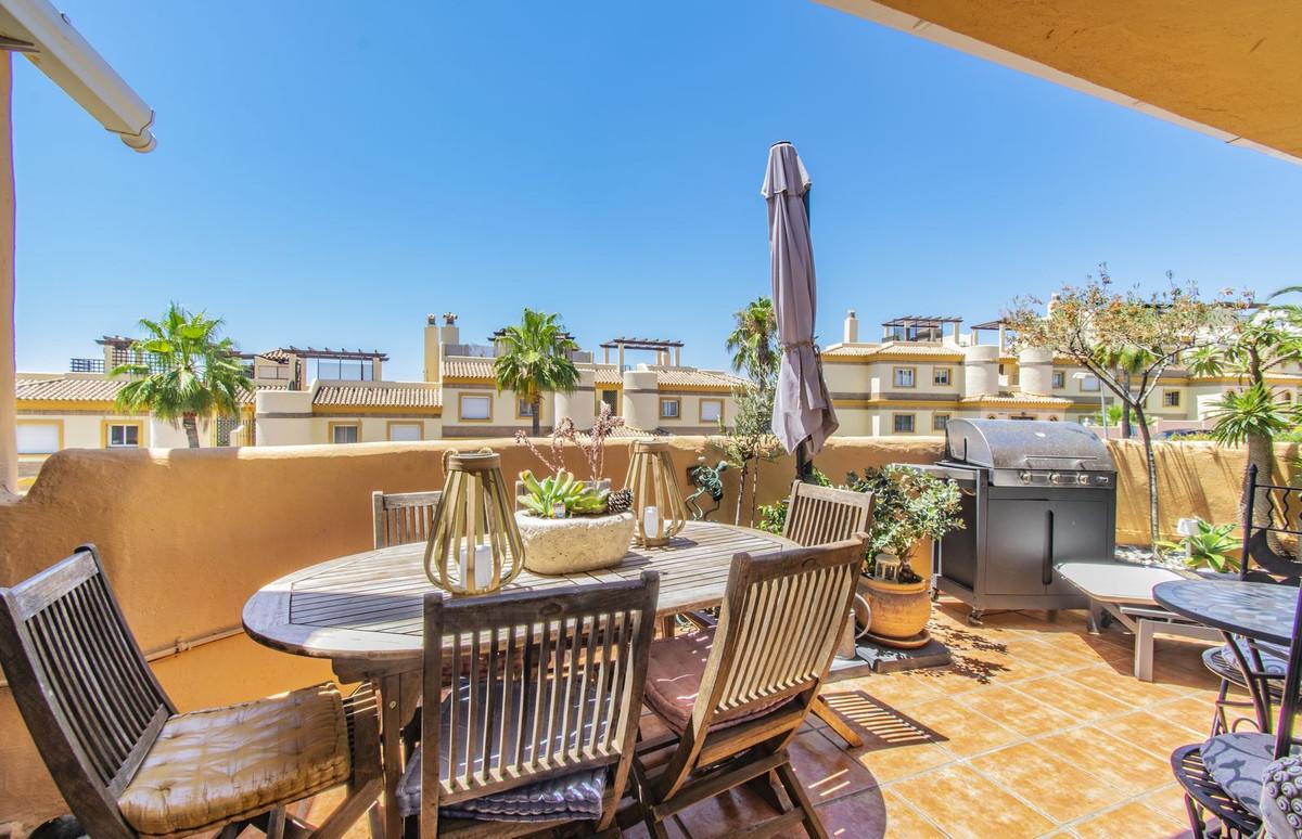 Apartment Penthouse in Calahonda
