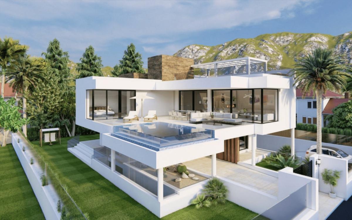 Villa Detached in Marbella