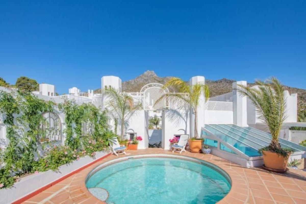 Villa Detached in Marbella