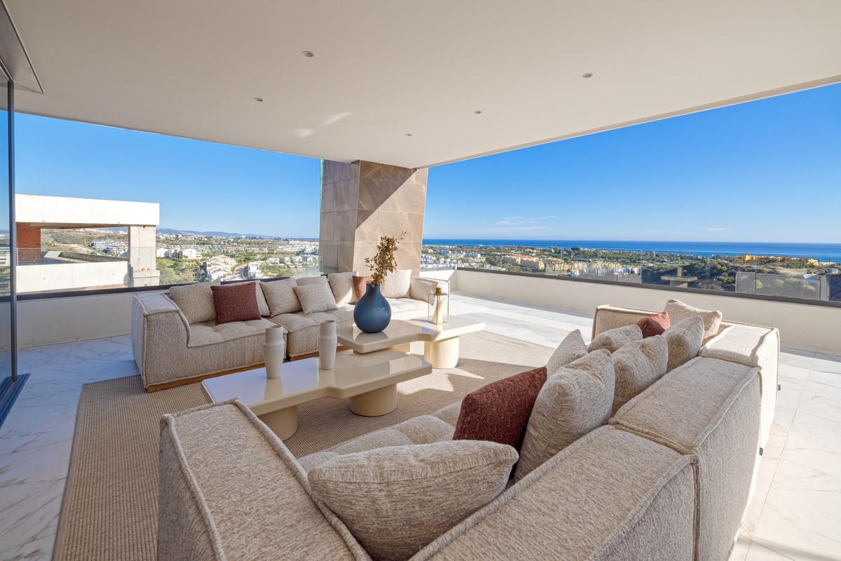 Apartment Ground Floor in New Golden Mile