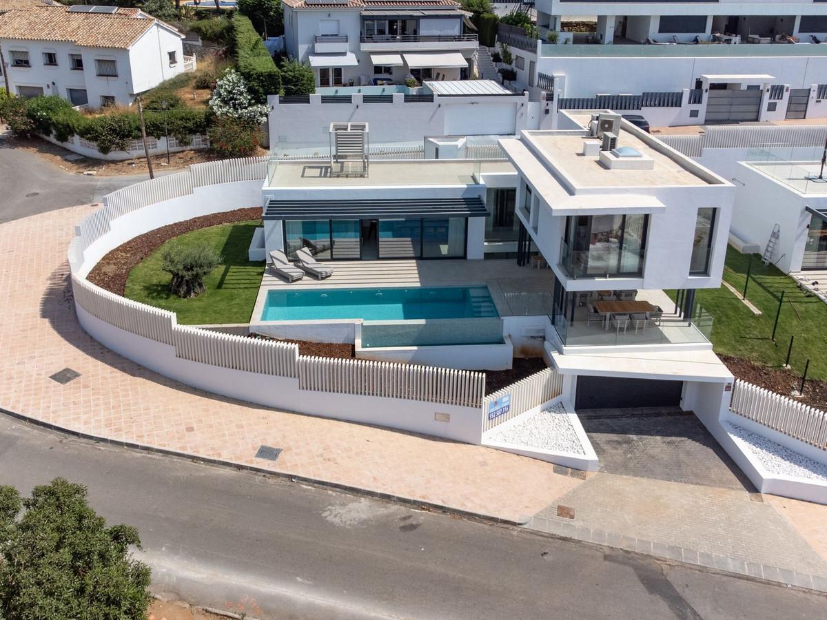 Villa Detached in El Chaparral