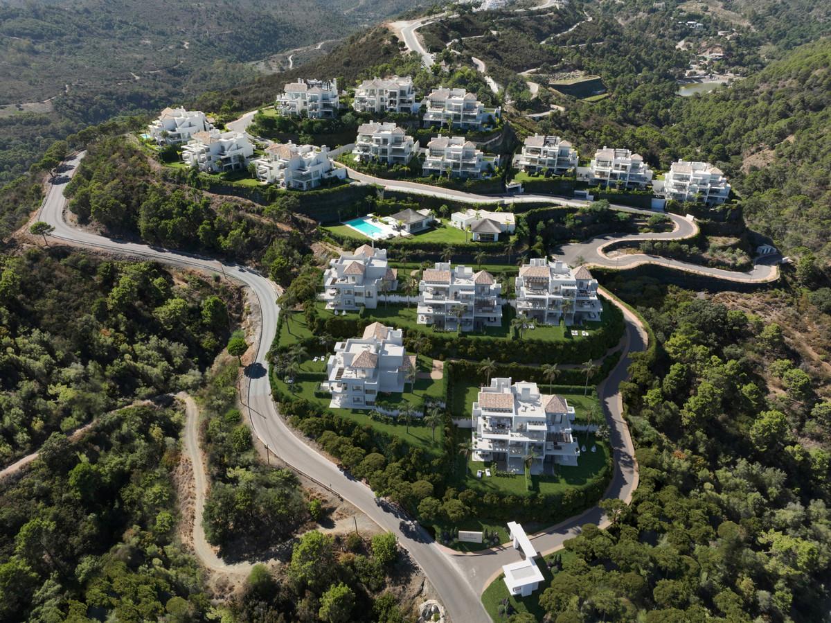 Apartment Ground Floor in Benahav&iacute;s