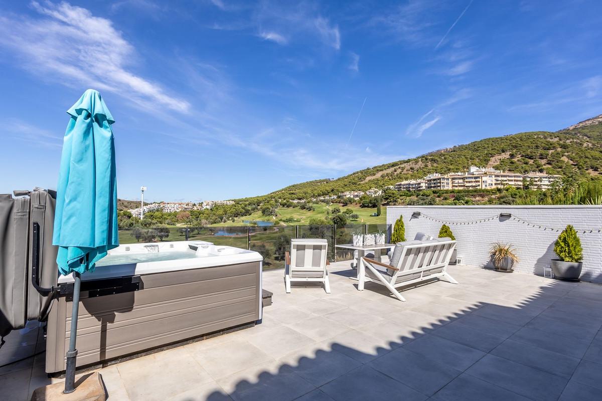 Villa Semi Detached in Alhaurin Golf