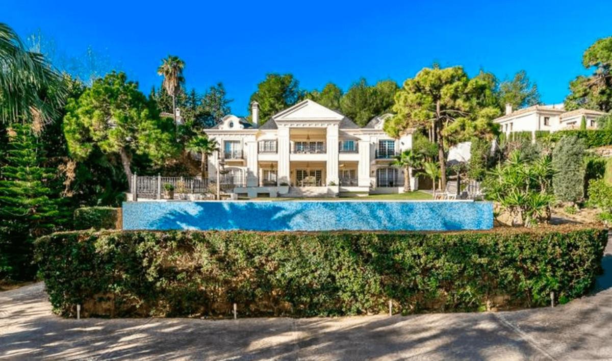 Villa Detached in The Golden Mile