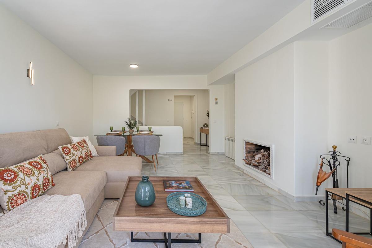 Townhouse Semi Detached in Puerto Banús