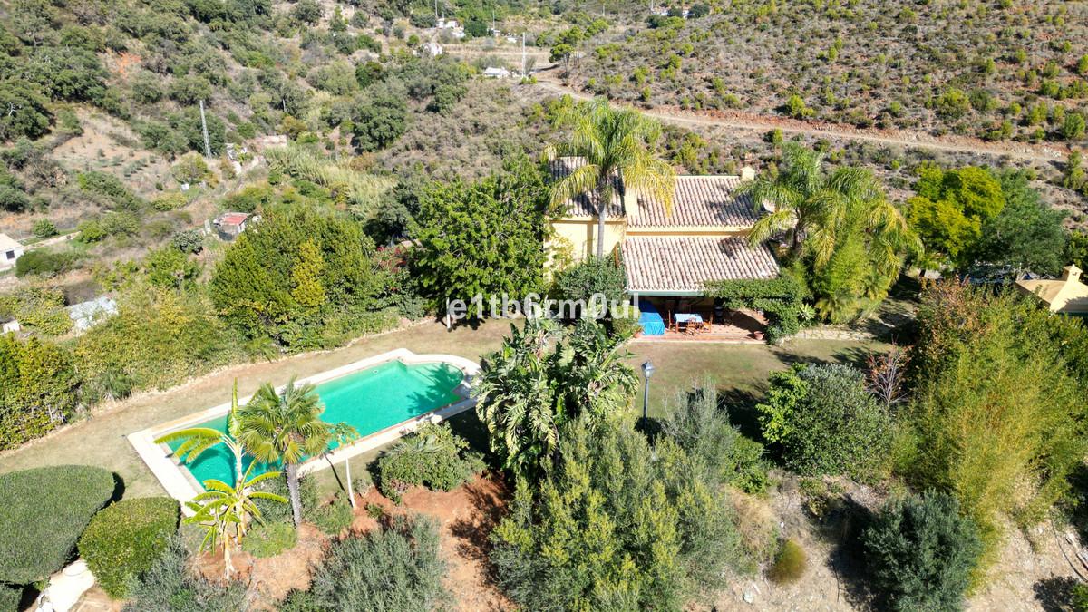 Villa Finca in Oj&eacute;n