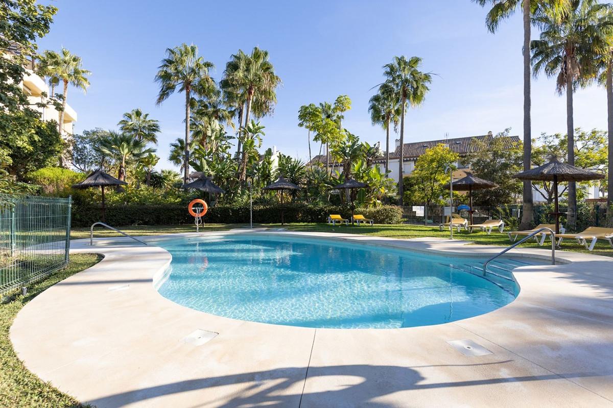 Apartment Penthouse in Bahía de Marbella
