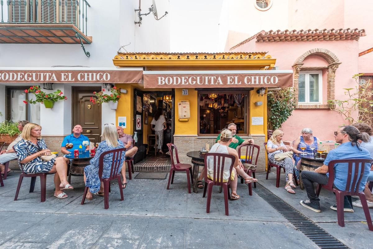 Commercial Restaurant in Benahav&iacute;s