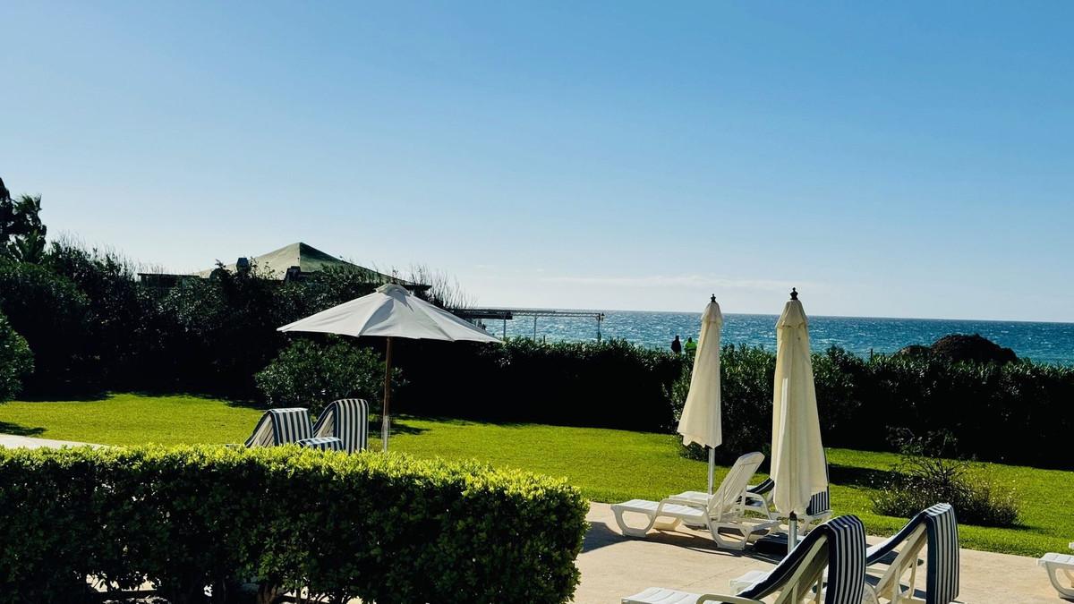 Apartment Ground Floor in Elviria