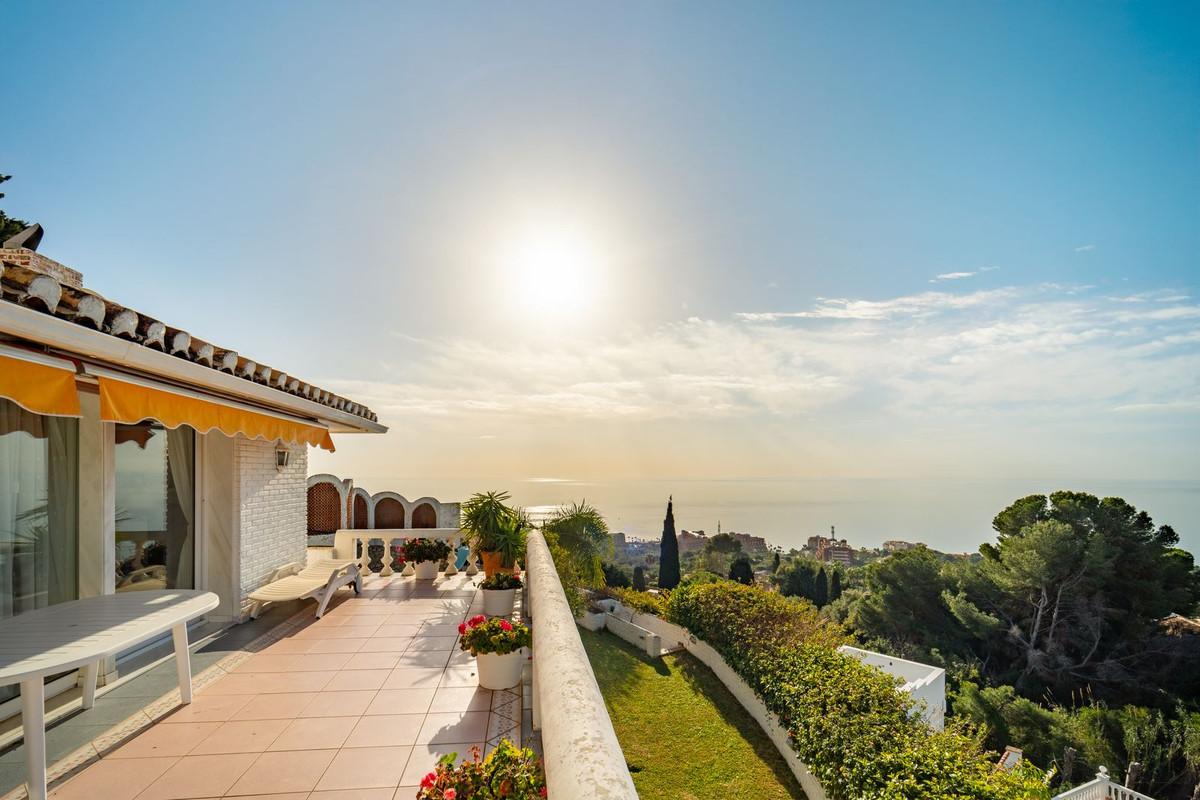 Villa Detached in Benalmadena