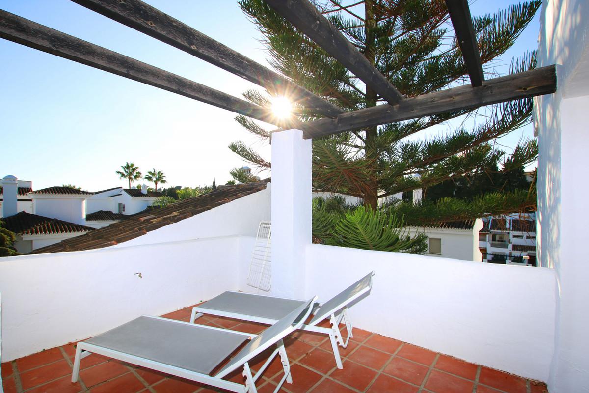 Apartment Penthouse in Nueva Andaluc&iacute;a