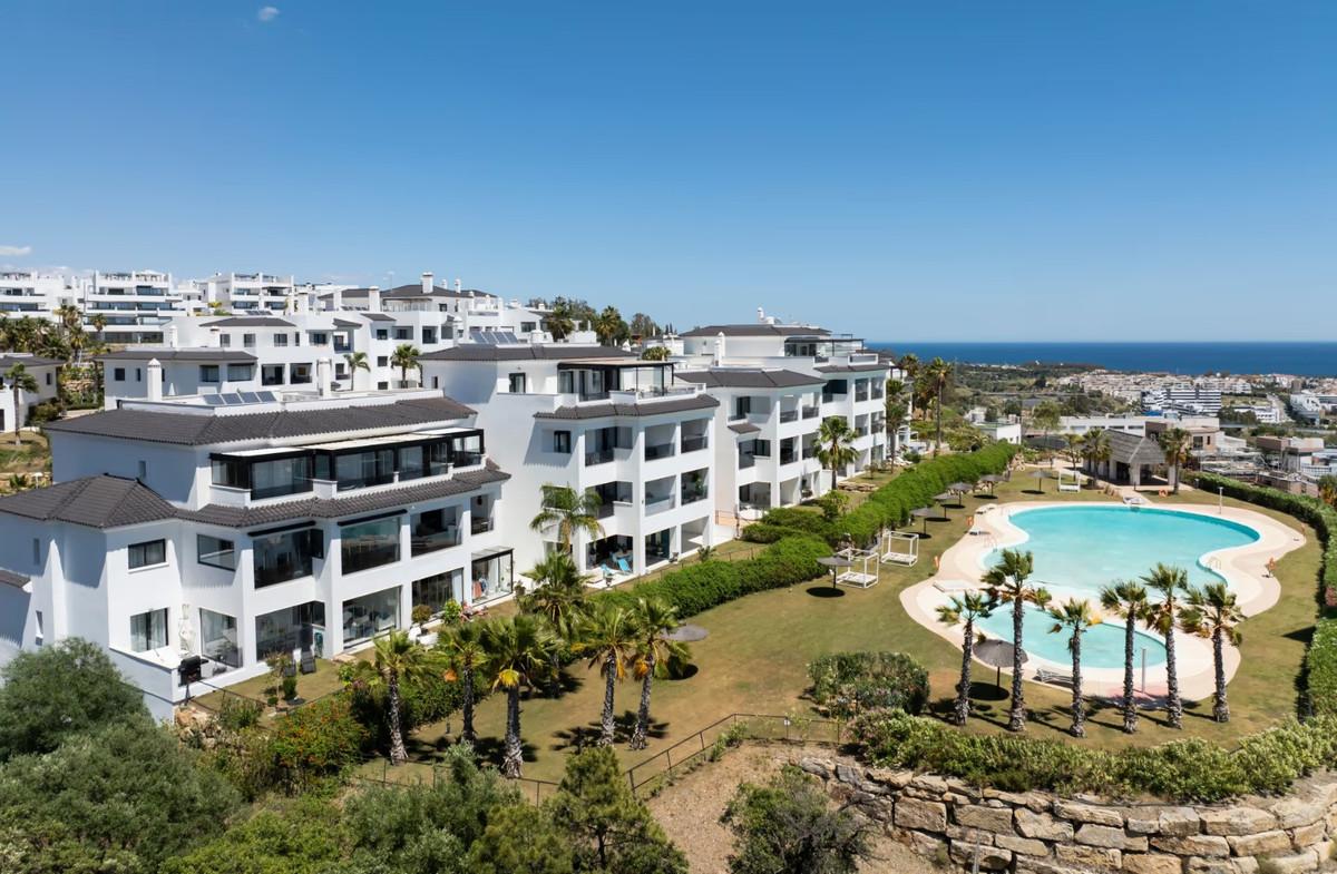 Apartment Ground Floor in Estepona