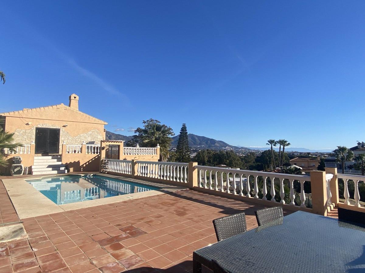 Villa Detached in Cerros del Aguila