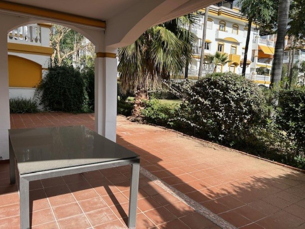 Apartment Ground Floor in Nueva Andalucía