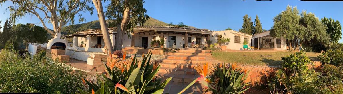 Villa Finca in Valtocado