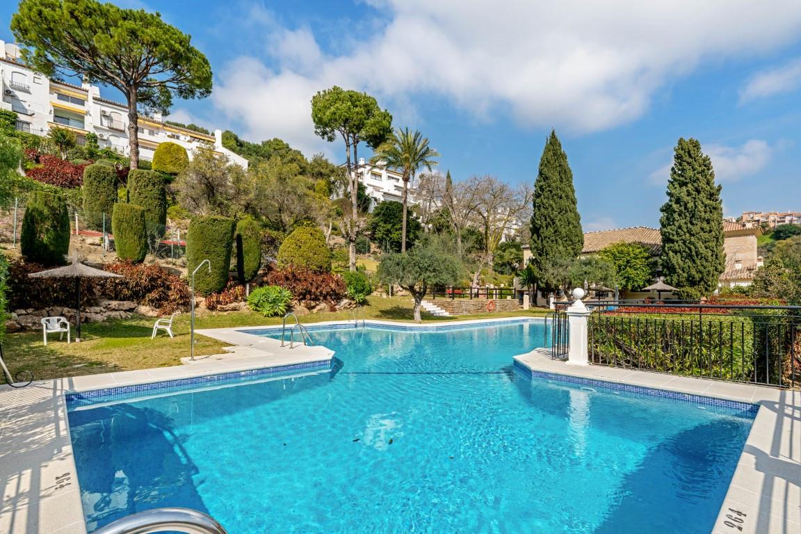 Apartment Middle Floor in Los Almendros