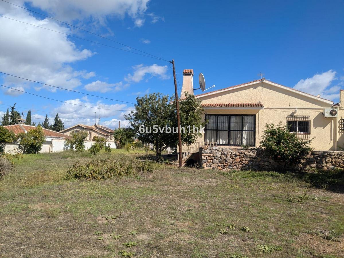Villa Detached in Alhaur&iacute;n el Grande