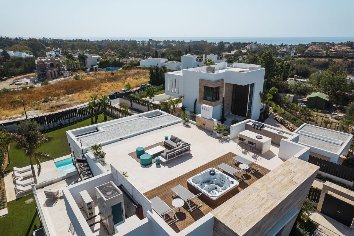 Villa Detached in The Golden Mile