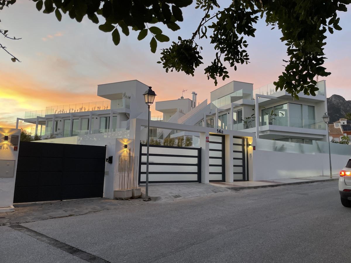 Villa Detached in Marbella