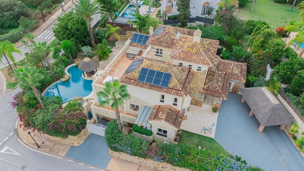 Villa Detached in Elviria