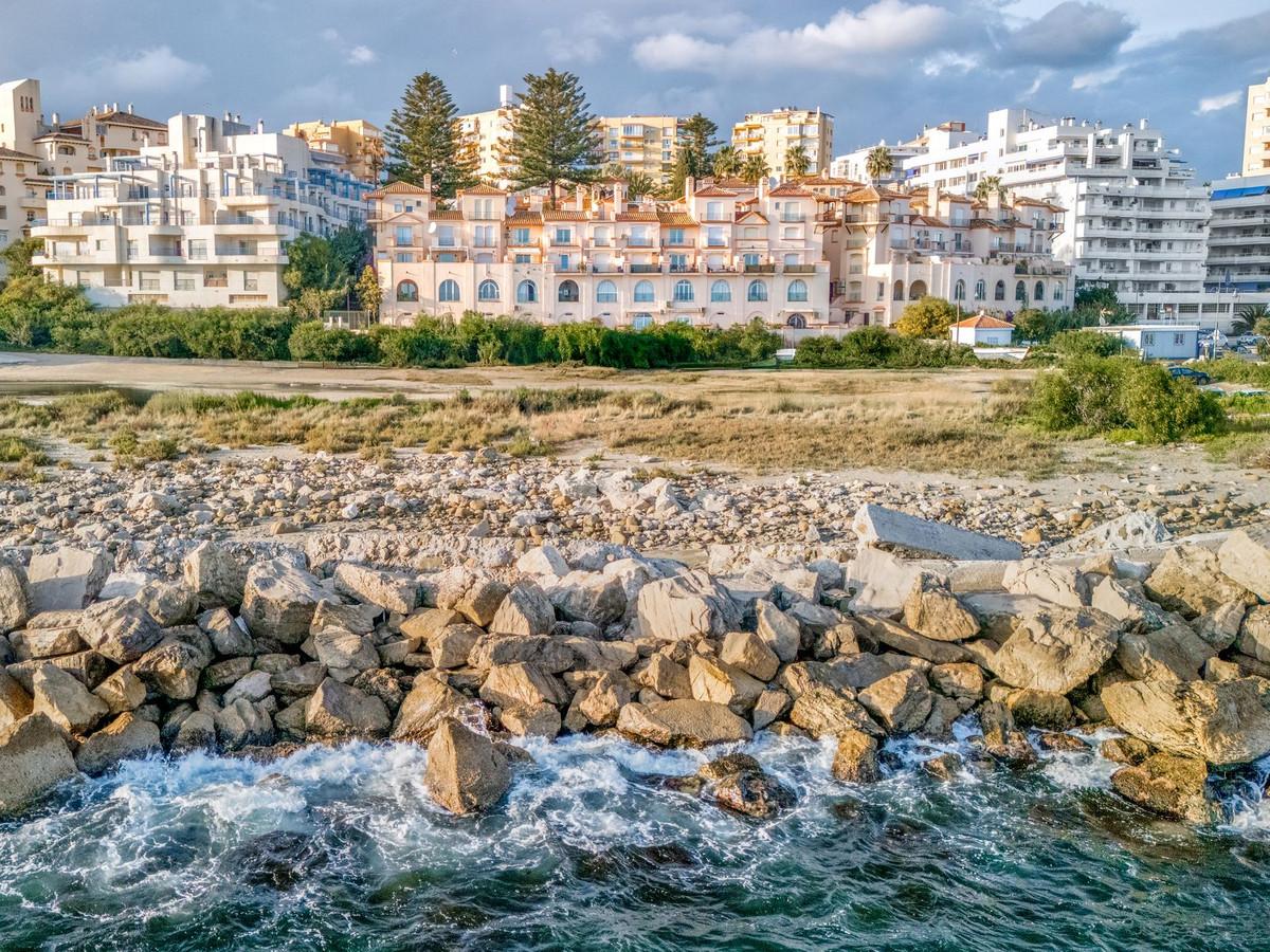 Apartment Duplex in Estepona