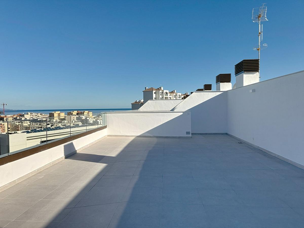 Apartment Penthouse in Estepona