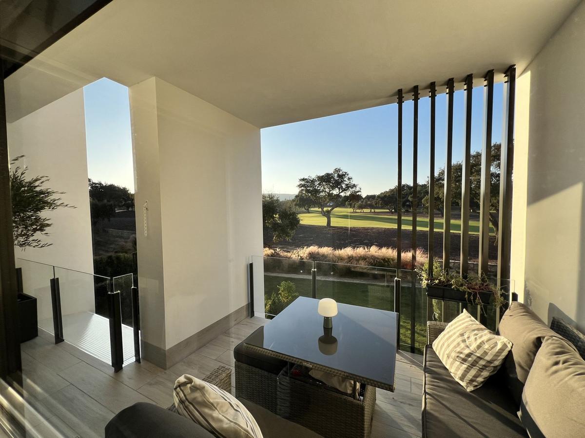 Townhouse Terraced in San Roque Club