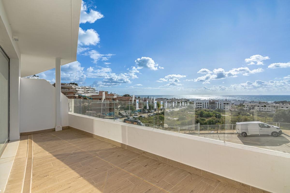 Apartment Middle Floor in Estepona