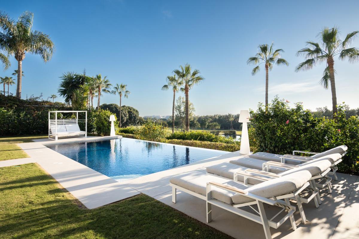 Villa Detached in Nueva Andalucía