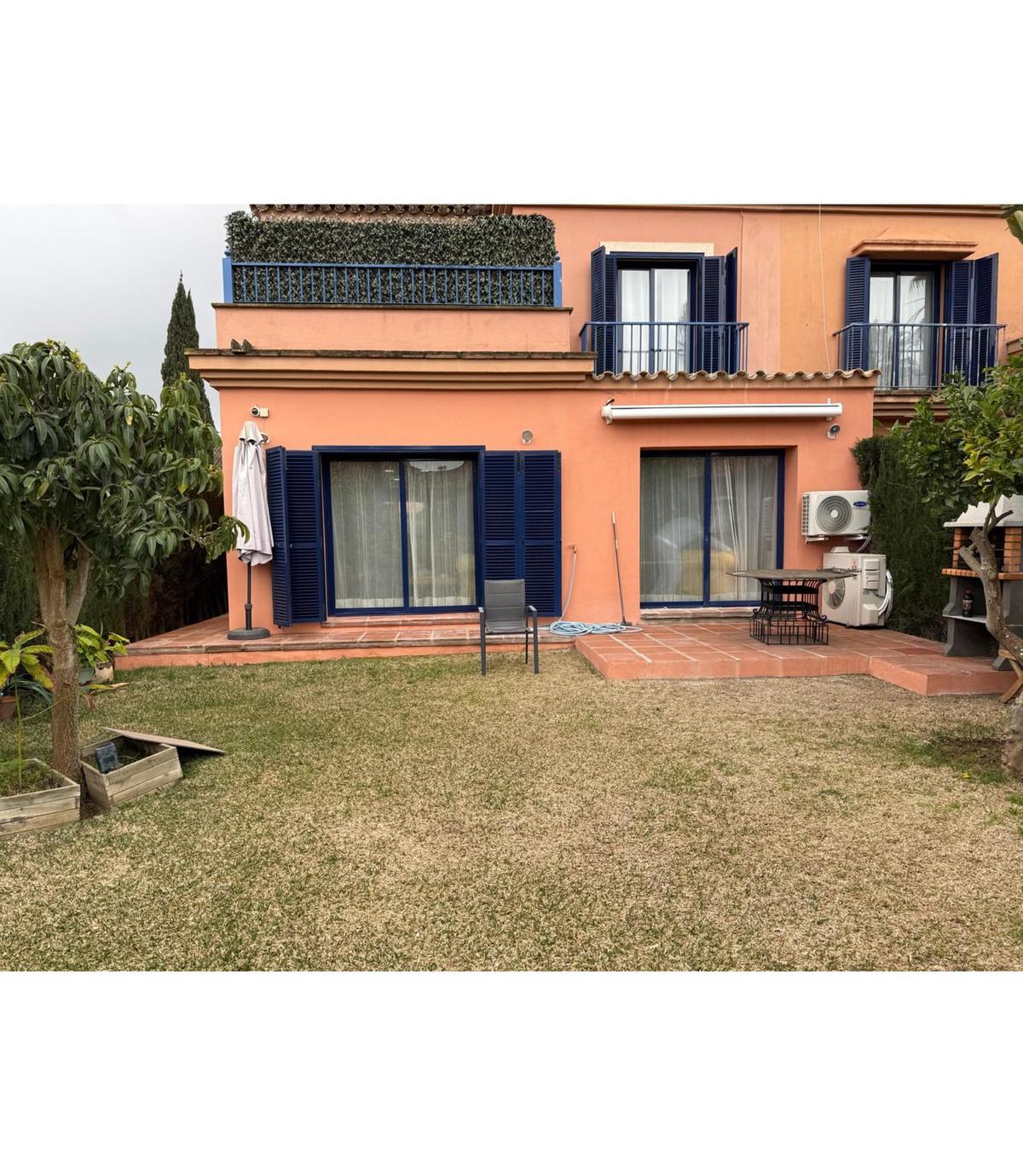 Townhouse Terraced in Sotogrande Playa