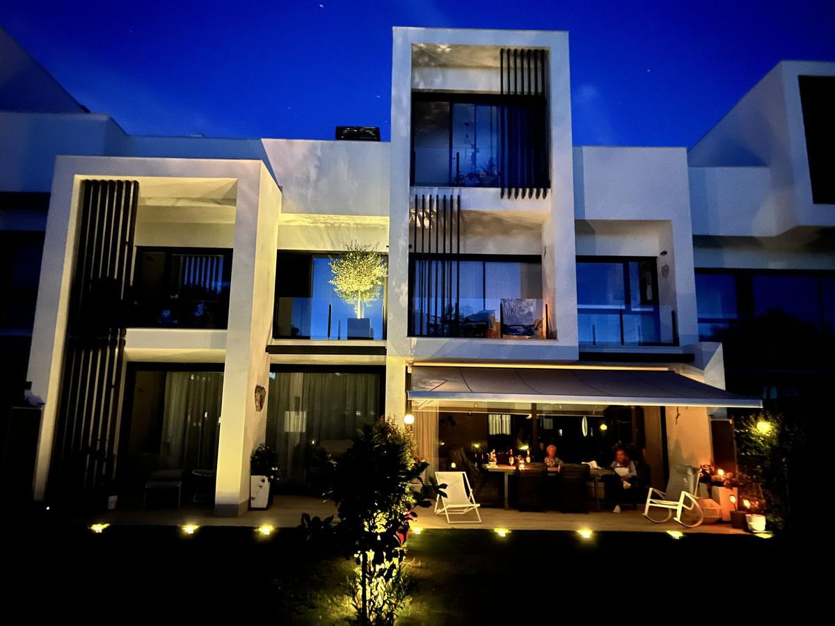 Townhouse Terraced in San Roque Club