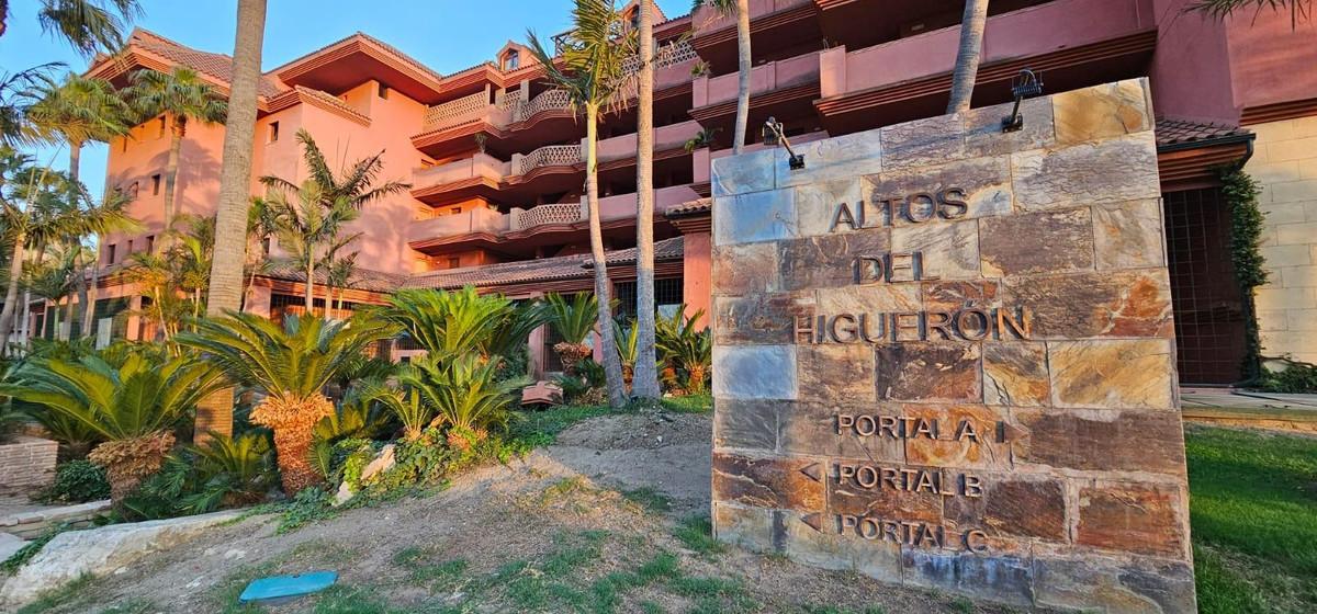 Apartment Penthouse in Benalmadena Pueblo