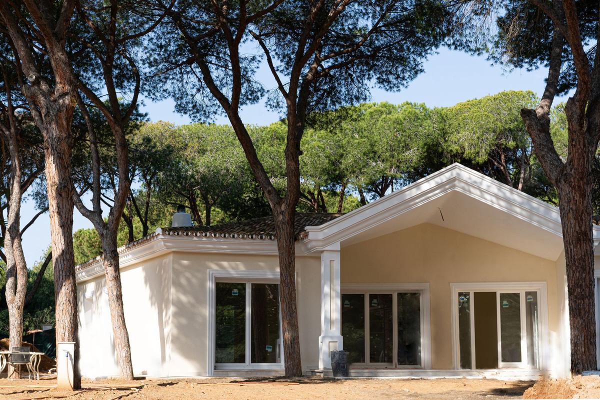 Villa Detached in Las Chapas