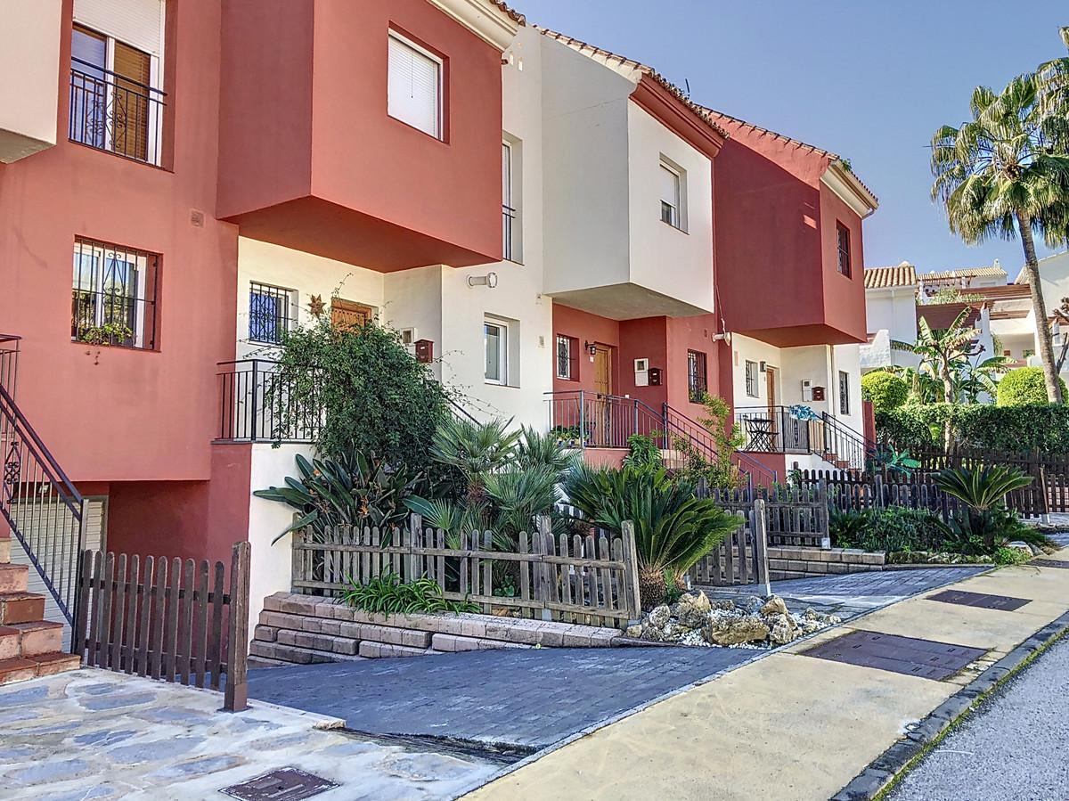 Townhouse Terraced in Selwo