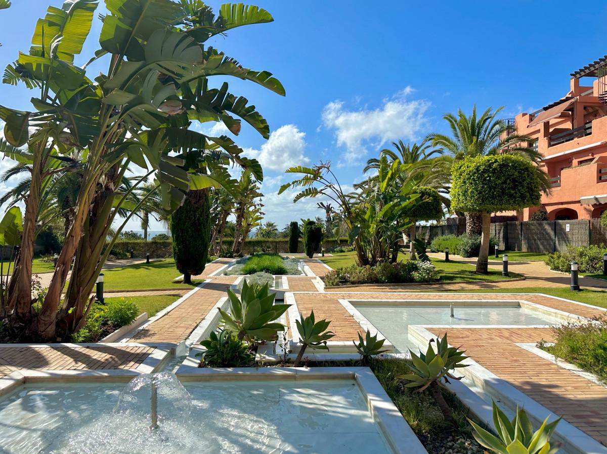 Apartment Middle Floor in Estepona