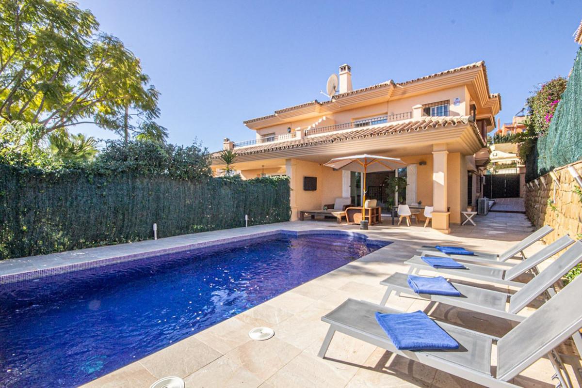 Villa Semi Detached in Riviera del Sol
