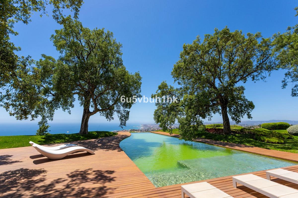 Villa Detached in Benalmadena