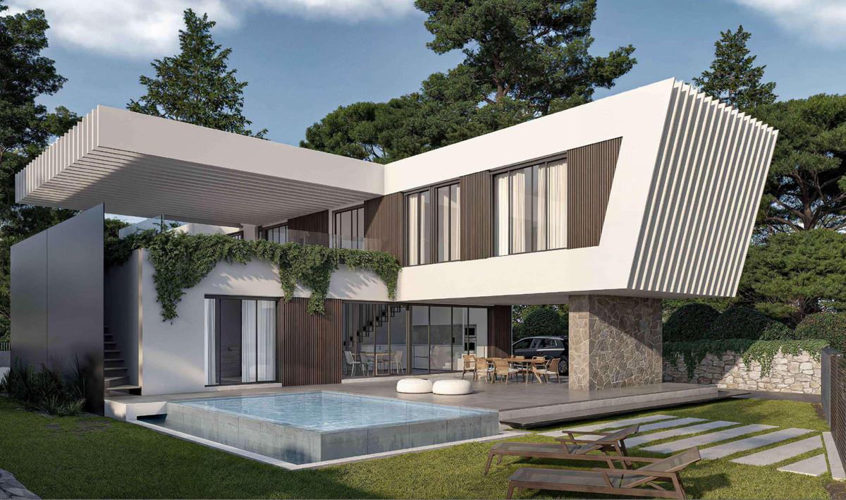 House Detached Villa in Estepona
