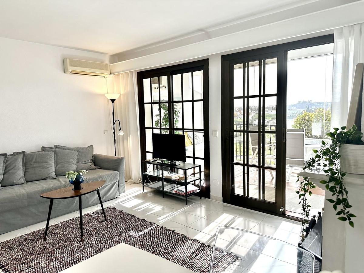 Apartment Middle Floor in Los Pacos