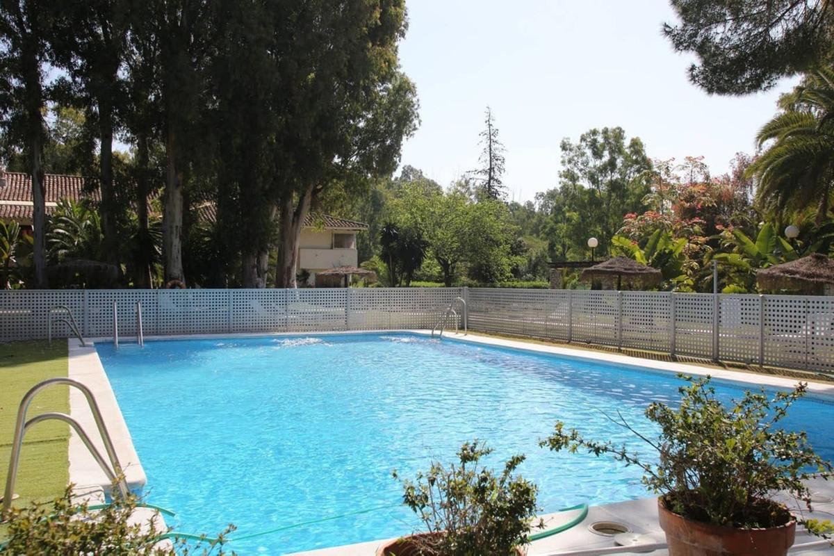 Apartment Middle Floor in Nueva Andalucía