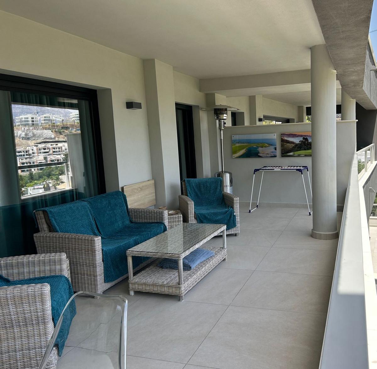 Apartment Middle Floor in La Quinta
