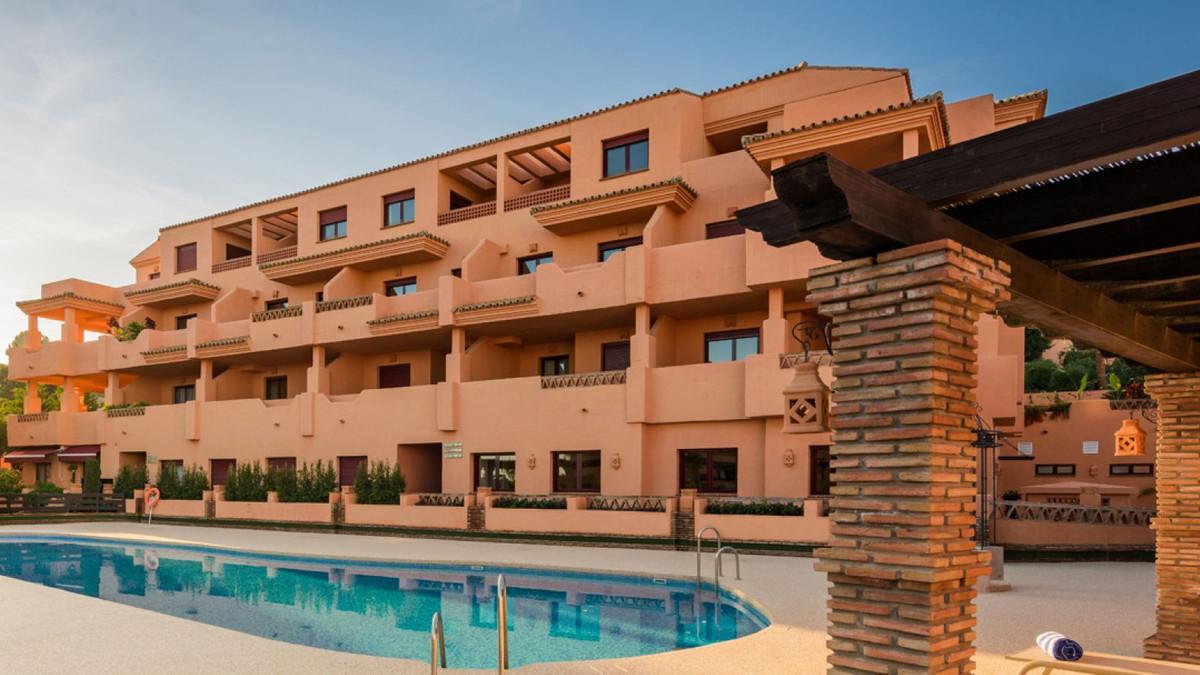 Apartment Penthouse in El Paraiso