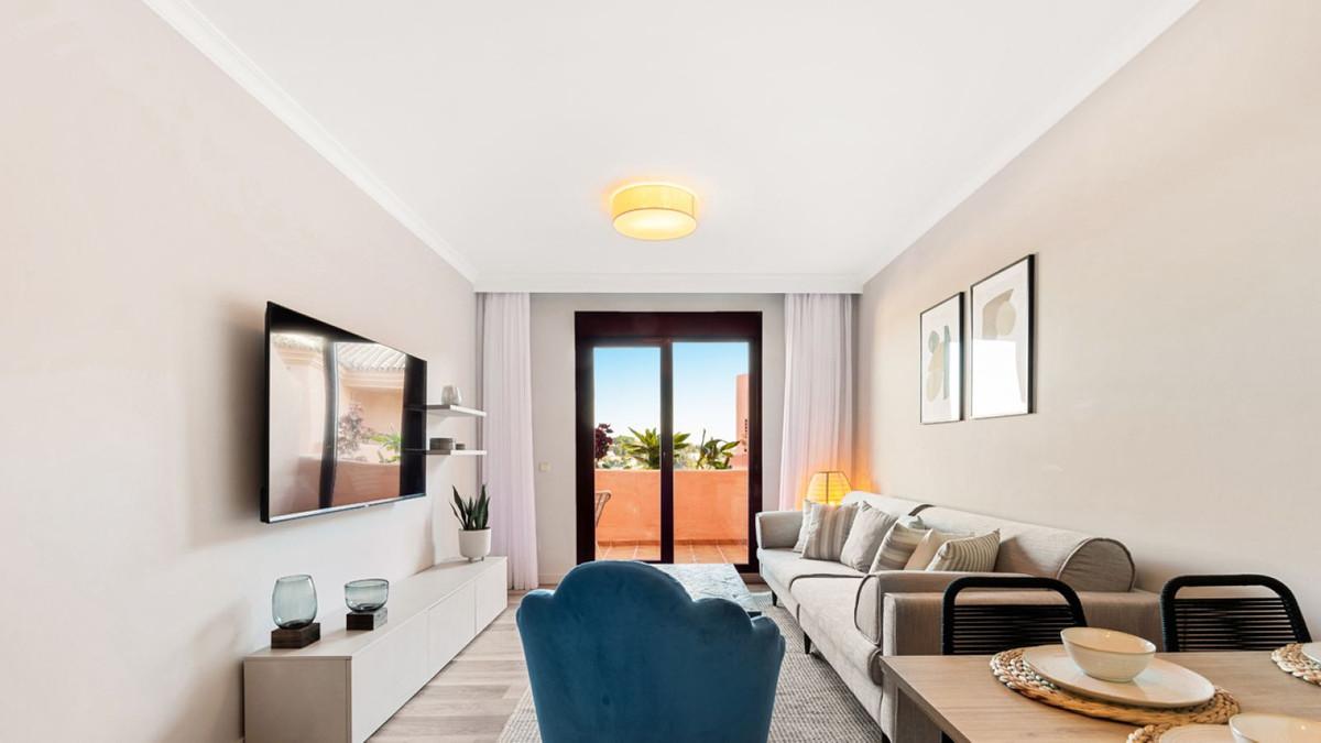 Apartment Penthouse in El Paraiso