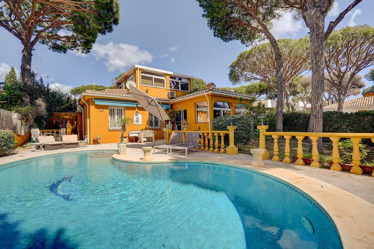 Villa Detached in Calahonda