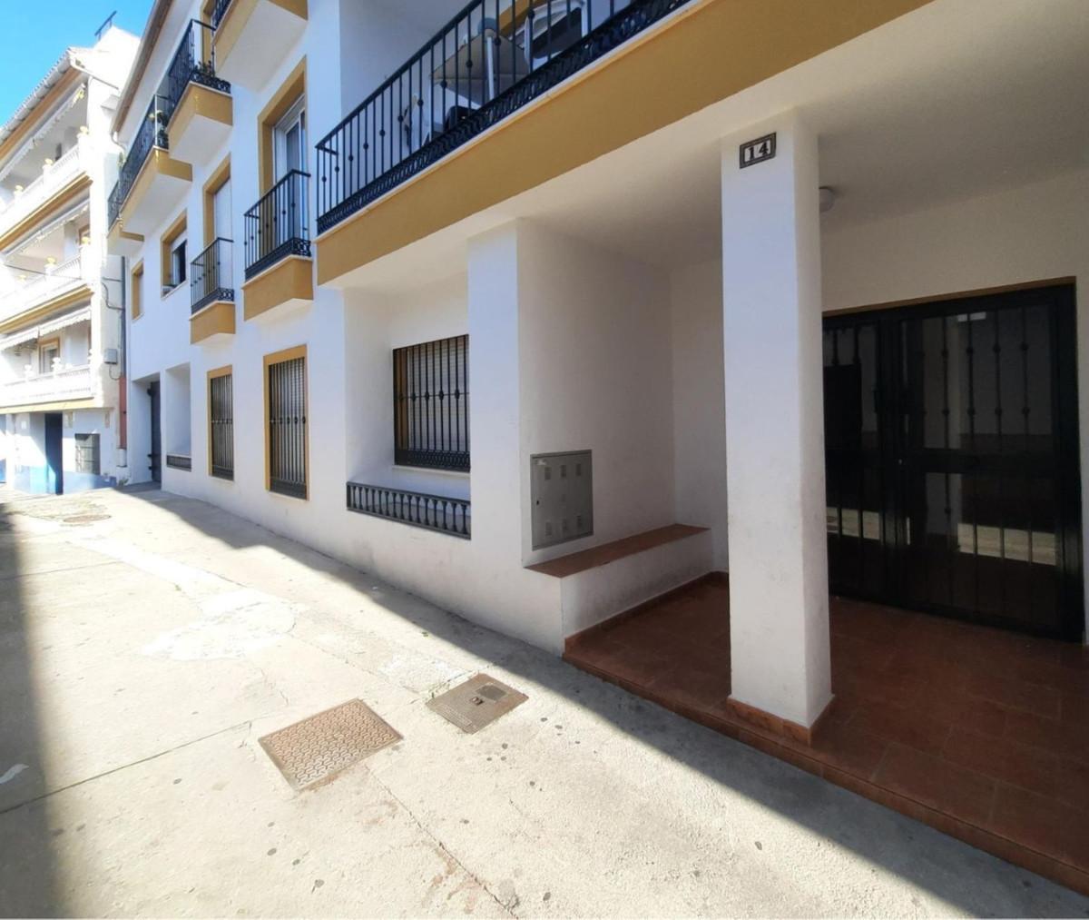 Villa Semi Detached in Monda