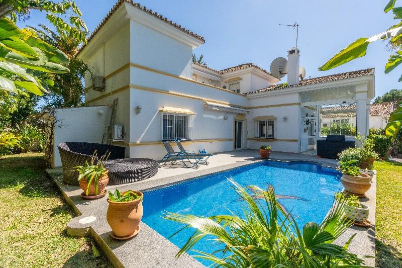 Villa Detached in Marbesa